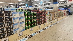 Signs and walls  037